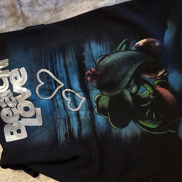 Ladies top - Picture 4 of 4